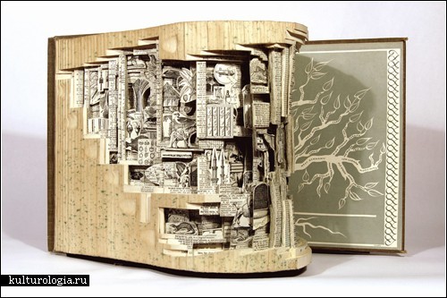 Резьба по книгам. Book carving от Брайана Деттмера (Brian Dettmer)