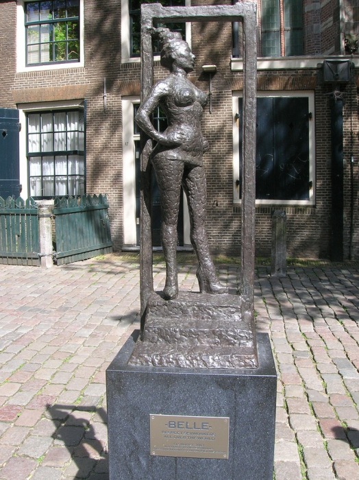 Памятник проститутке, квартал Красных фонарей, Нидерланды