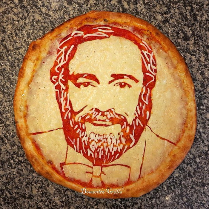 Пицца в виде портрета Лучано Паваротти