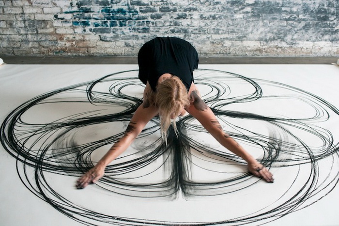 Экспериментальный проект «Emptied Gestures» от Heather Hansen