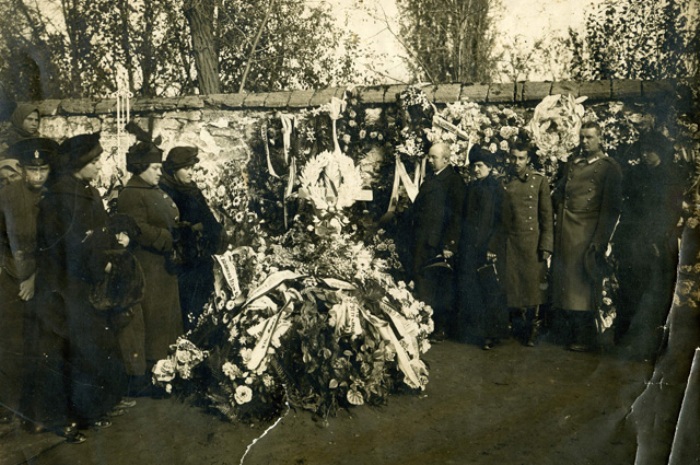 Похороны Риммы Ивановой | Фото: stavmuseum.ru