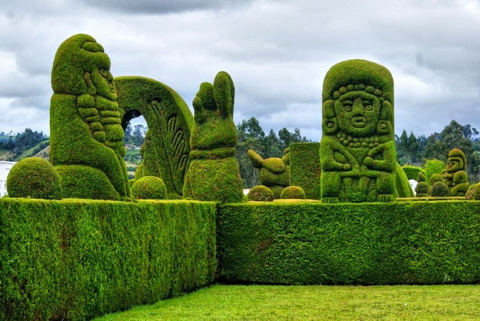 Кладбище-топиарий в Тулькане (Эквадор)