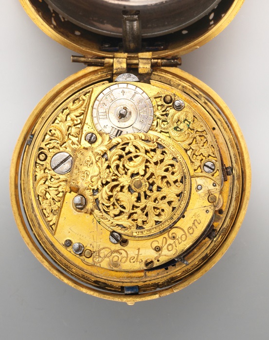 Карманные часы - настоящее произведение искусства, 1740 год. | Фото: fiveminutehistory.com.