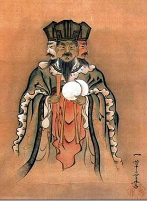Японский император имеет три имени. | Фото: efimov.8school.info