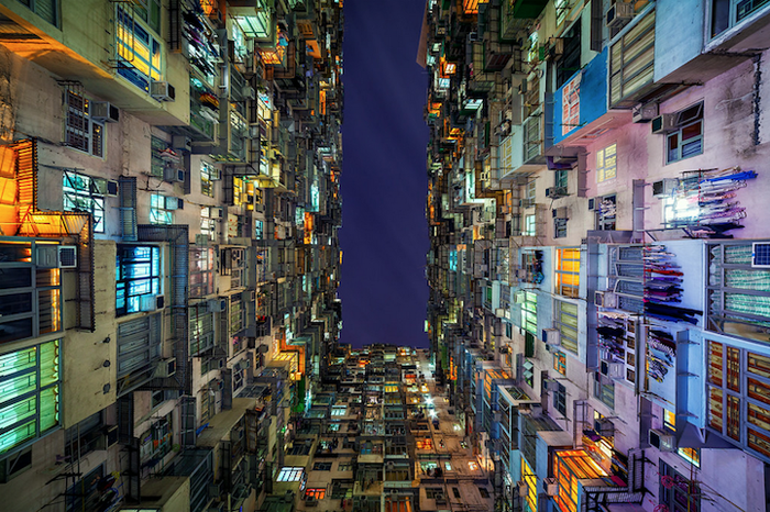 Архитектурный паттерн на улицах Гонконга.