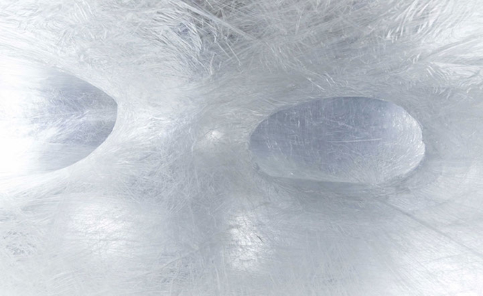 Лабиринт, сделанный из скотча.