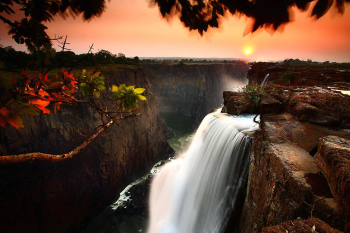 Водопад Виктория, Замбия. Автор фото: James Appleton.