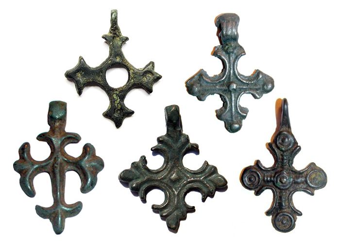 ancient-cross-pendant-5.jpg
