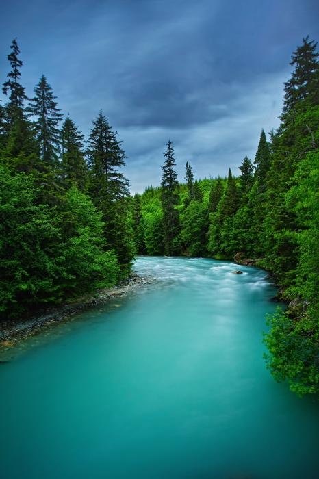 Самая крупная река в Канаде.