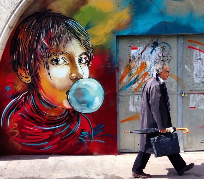 Городской sreet art в Париже, Франция.