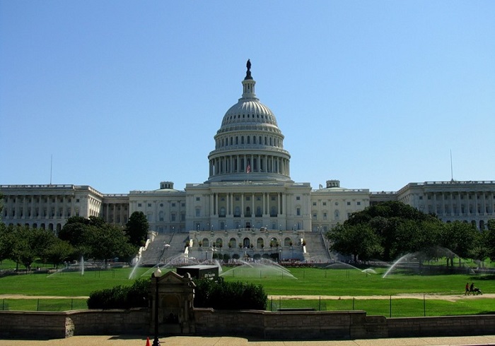 Здание в котором заседает конгресс США.