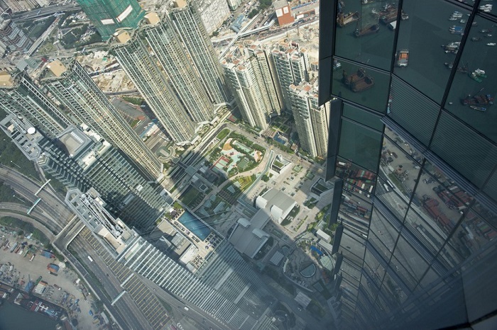 484-метровый небоскрёб в западной части района Коулун.