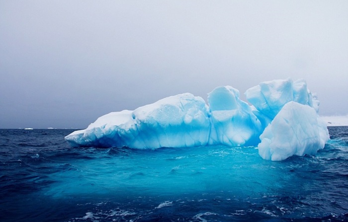 Исчезающий лед: 15 айсбергов и ледников, которые тоже устали от жары