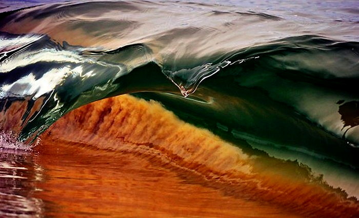 Миниатюрные волны в серии фотографий Waveart. Фотограф Деб Моррис (Deb Morris)