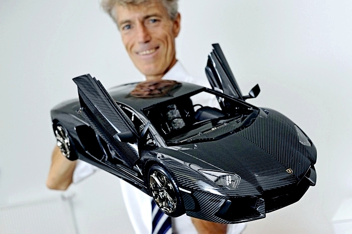      Lamborghini Aventador    (Robert Gulpen)