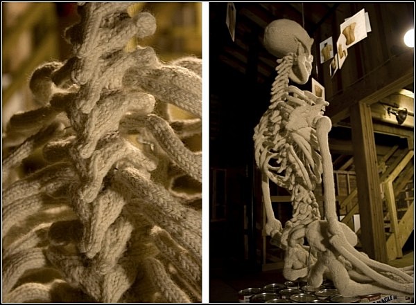 Вязаный скелет в арт-проекте Бена Куэвас