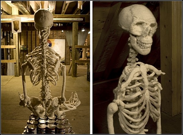 В’язаний скелет в арт-проекті Бена Куевас