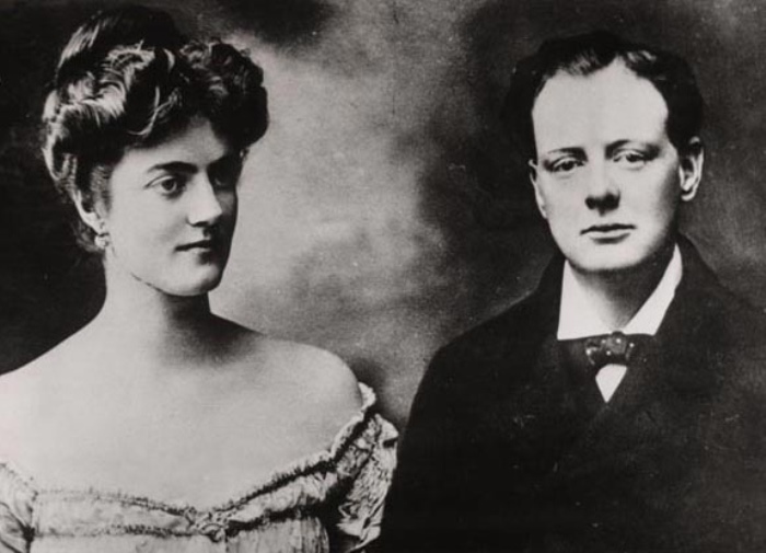 Фотомонтаж, сделанный специально перед свадьбой Фотомонтаж, сделанный специально перед свадьбой