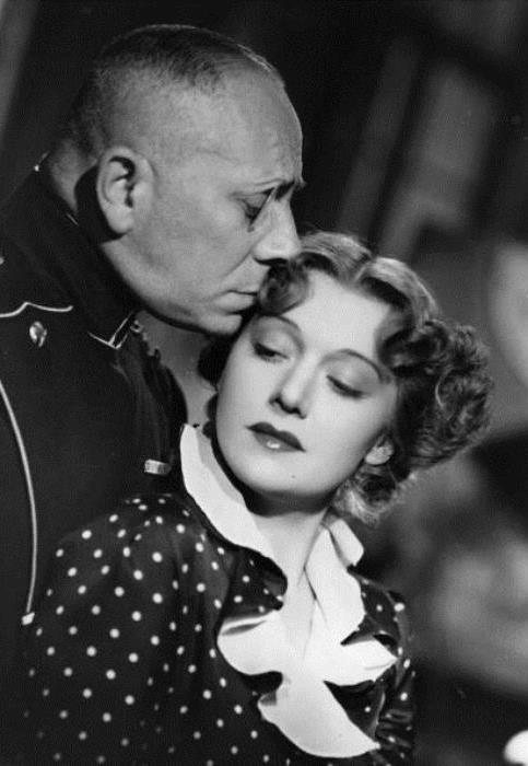 Кадр из фильма *Марта Ришар на службе Франции*, 1937 | Фото: cripo.com.ua