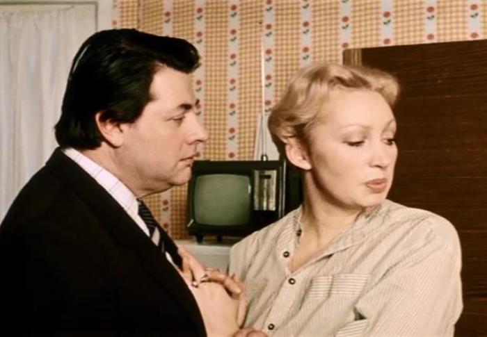 Кадр из фильма *Самая обаятельная и привлекательная*, 1985 | Фото: kino-teatr.ru