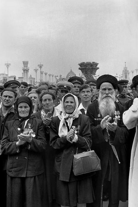 Открытие выставки достижений народного хозяйства. СССР, Москва, 1954 год.