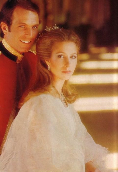 Принцесса Анна с мужем в журнале "Vogue", 1973 год. /Фото: www.timgur.com