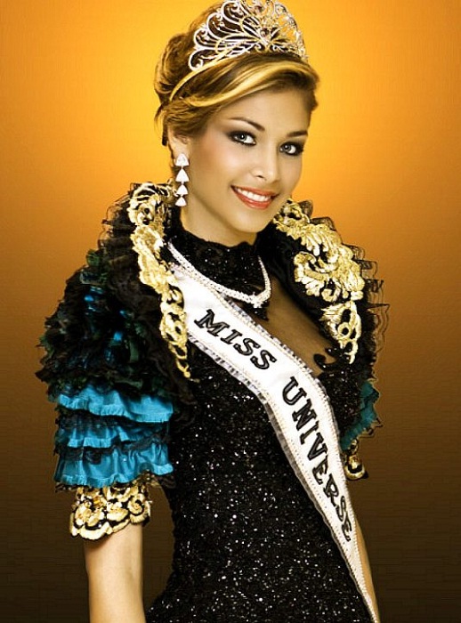 Дайана Мендоса, Венесуэла. «Мисс Вселенная — 2008». 22 года, 178 см