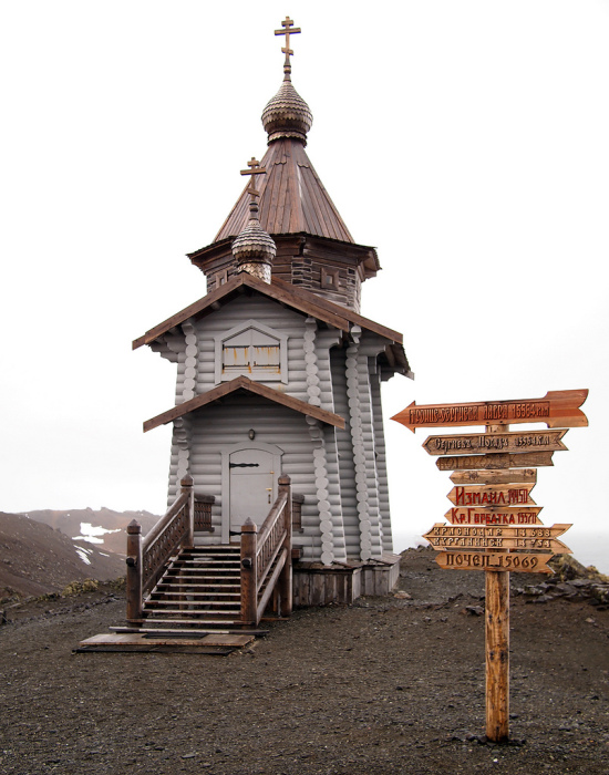 churches-antarctica-022.jpg