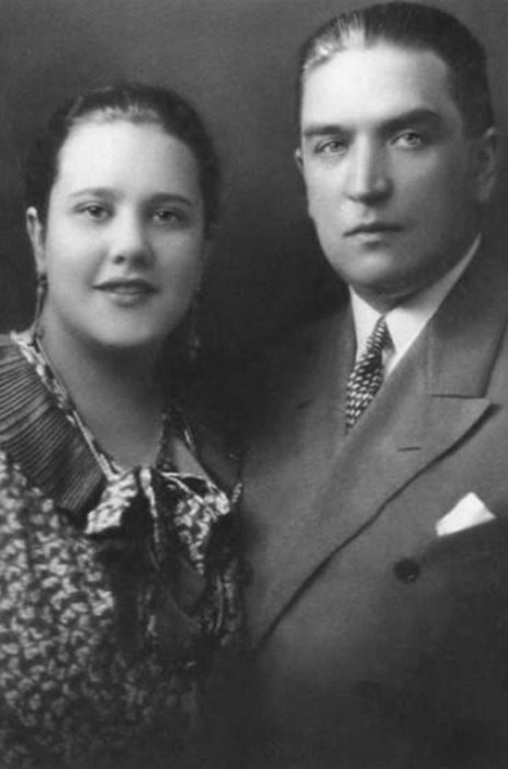 Наталья Петровна Кончаловская с первым мужем Алексеем Богдановым