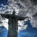 Статую Христа-Искупителя в Рио-де-Жанейро повредила молния