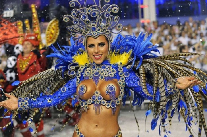 Бразильский карнавал - самый знаменитый карнавал в мире.