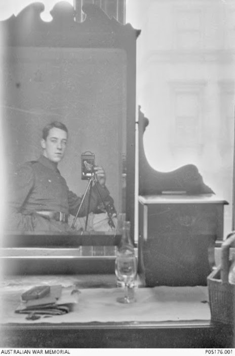 Солдат Томас Чарльз Ричмод Бейкер, 1917г.