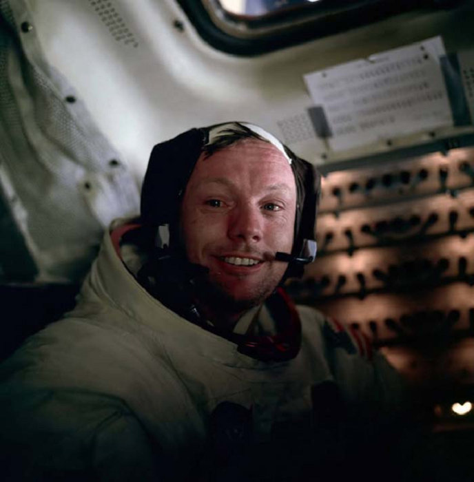 20 июля 1969 года Нил Армстронг стал первым человеком, который ступил на поверхность Луны.