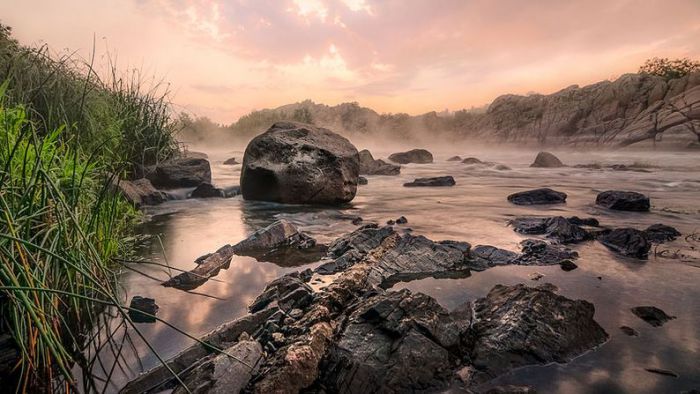 Самая крупная река Украины, бассейн которой полностью расположен в пределах страны. Фотограф Евгений Самученко.