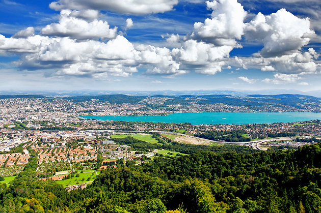Гора расположенная в окрестностях Цюриха, с которой открываются прекрасные виды на озеро и город.