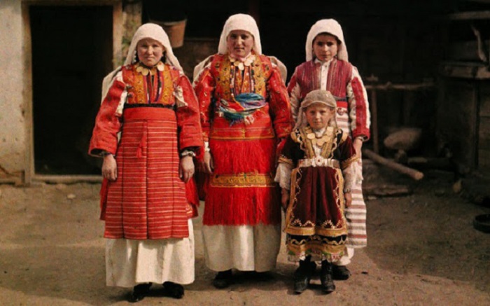 Национальная одежда македонок, деревня Smilevo 1913 год.
