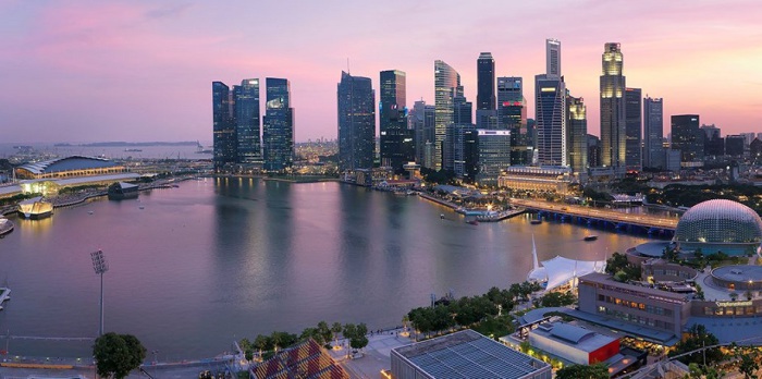 Самым дорогим мегаполисом признан Сингапур, стоимость автомобилей в 4-6 раз больше чем в Великобритании или США.
