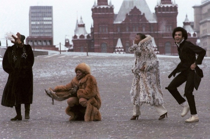Бони-М на прогулке по Красной площади, декабрь 1978 года.