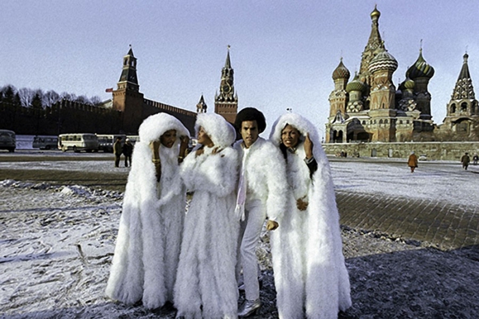 Группа прогуливается на Красной площади, 1978 год.
