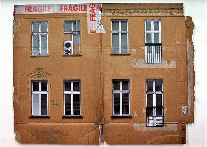 Урбанистика картонных коробок в творчестве художника Evol